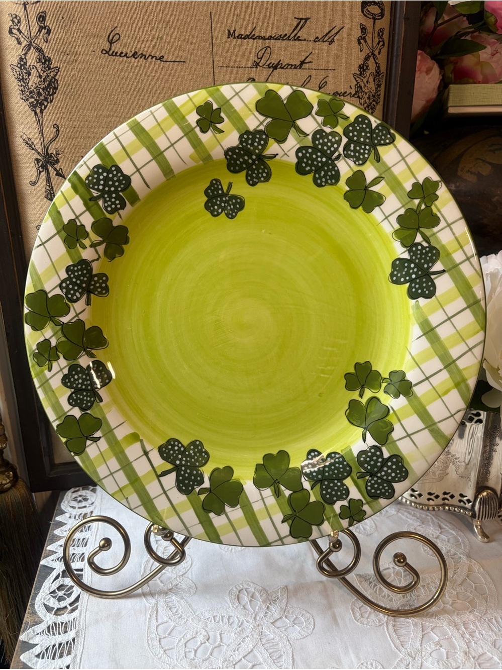 Vintage Laurie Gates green plaid clover large plate